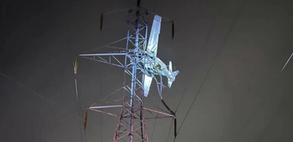 ABD'de 88 bin kişi elektriksiz kaldı, bölgede yollar kapatıldı