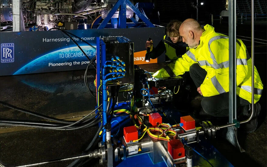 Rolls Royce dünyanın ilk hidrojen yakıtlı motorunu geliştirdi