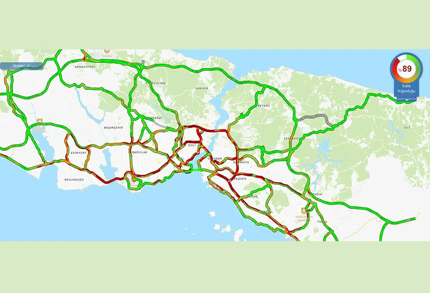 İstanbul'u sağanak vurdu! Trafik yoğunluğu yüzde 90'a dayandı