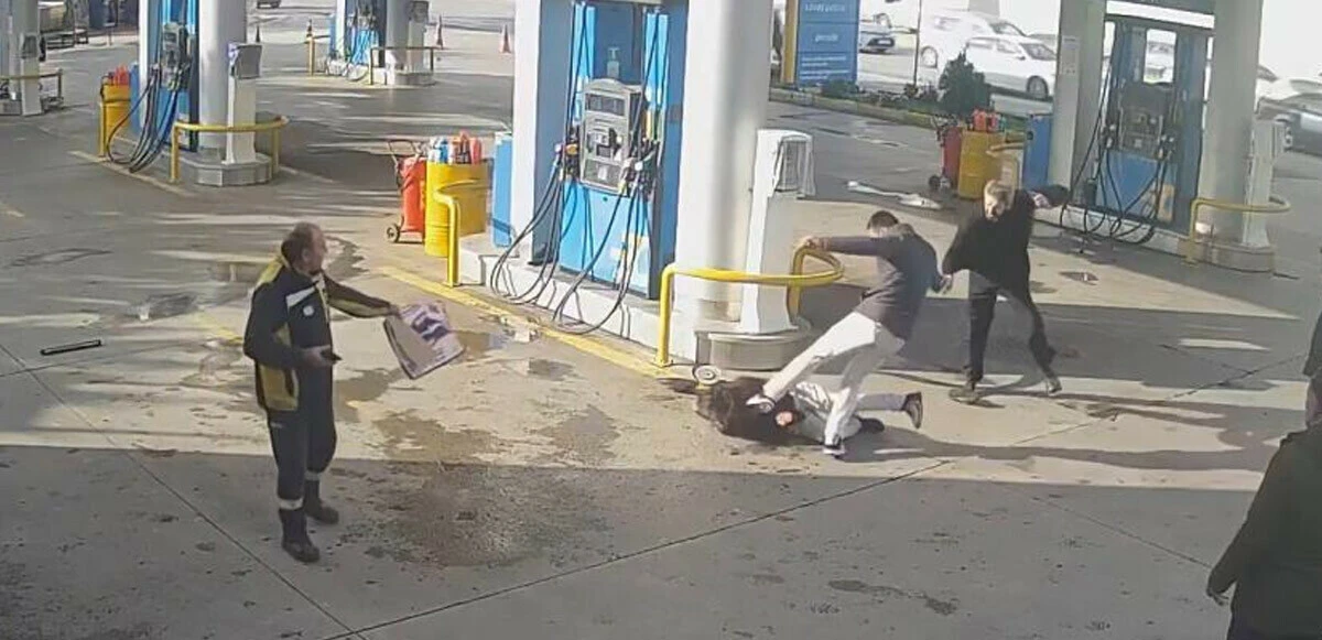 İstanbul'da dehşete düşüren anlar: Cenazede kurşun yağdırdı, yakalanınca öldüresiye dövüldü