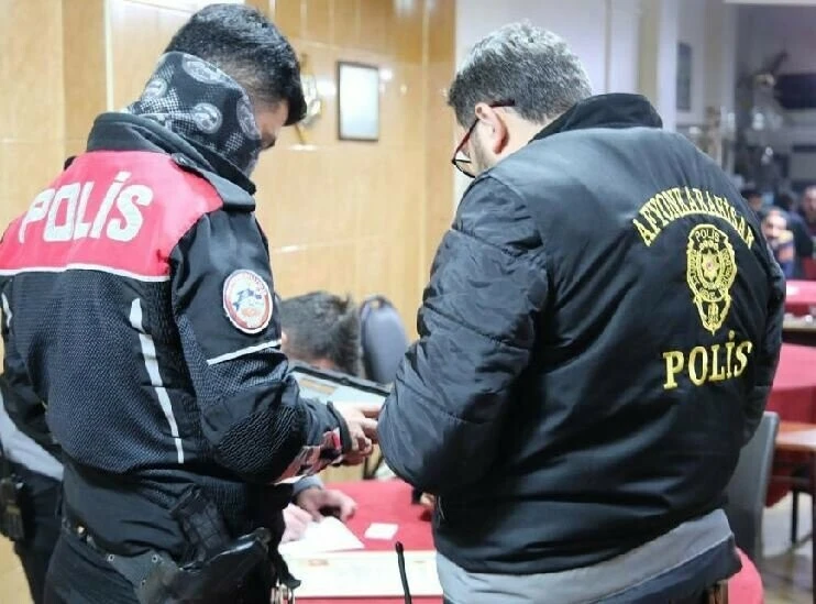 kumar Tüm şehirlerde <a href=