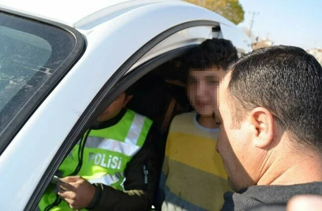 Ticari araç kullanan 12 yaşındaki çocuk yakalandı: Ne kadar ceza yedim?
