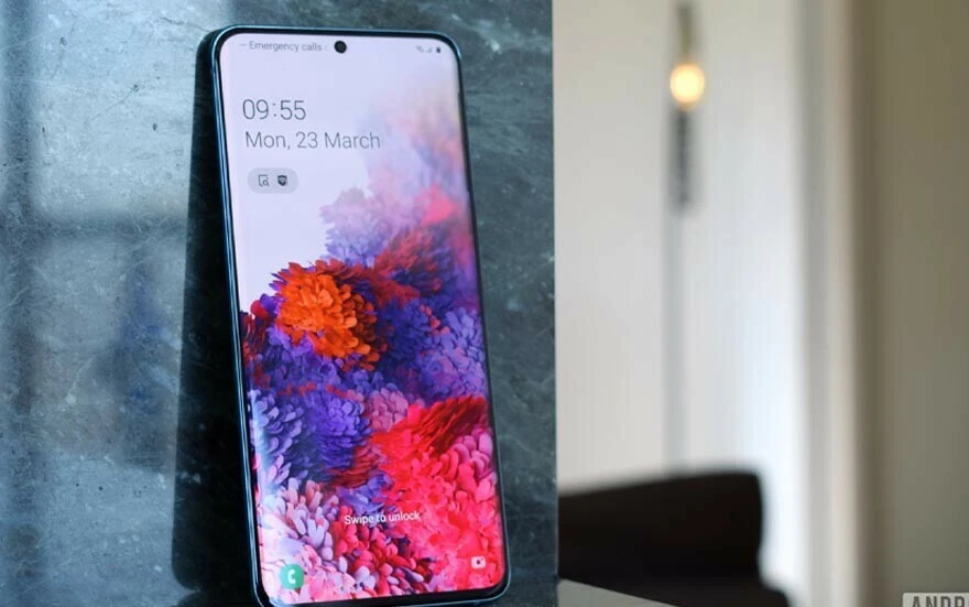 One UI 5 dağıtımına devam eden Samsung, Aralık 2022 güncellemesine de başladı