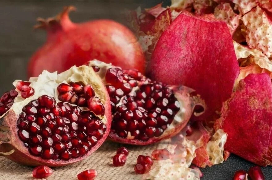 Düzenli tüketildiğinde faydaları saymakla bitmez! İşte narın şaşırtacak faydaları!