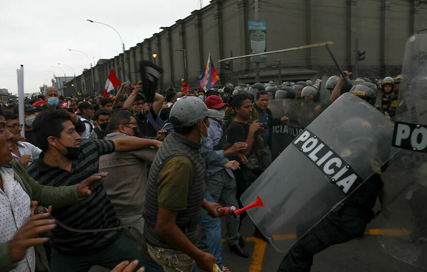 Peru’da siyasi kriz patlak verdi: Kongreyi fesheden Castillo gözaltında, yeni devlet başkanı Boluarte oldu