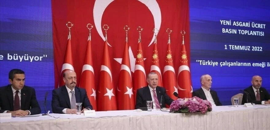 Türk-İş Başkanı Atalay, 'kırmızı çizgi'ye açıklık getirdi: 8-9'un aralığını konuşacağız