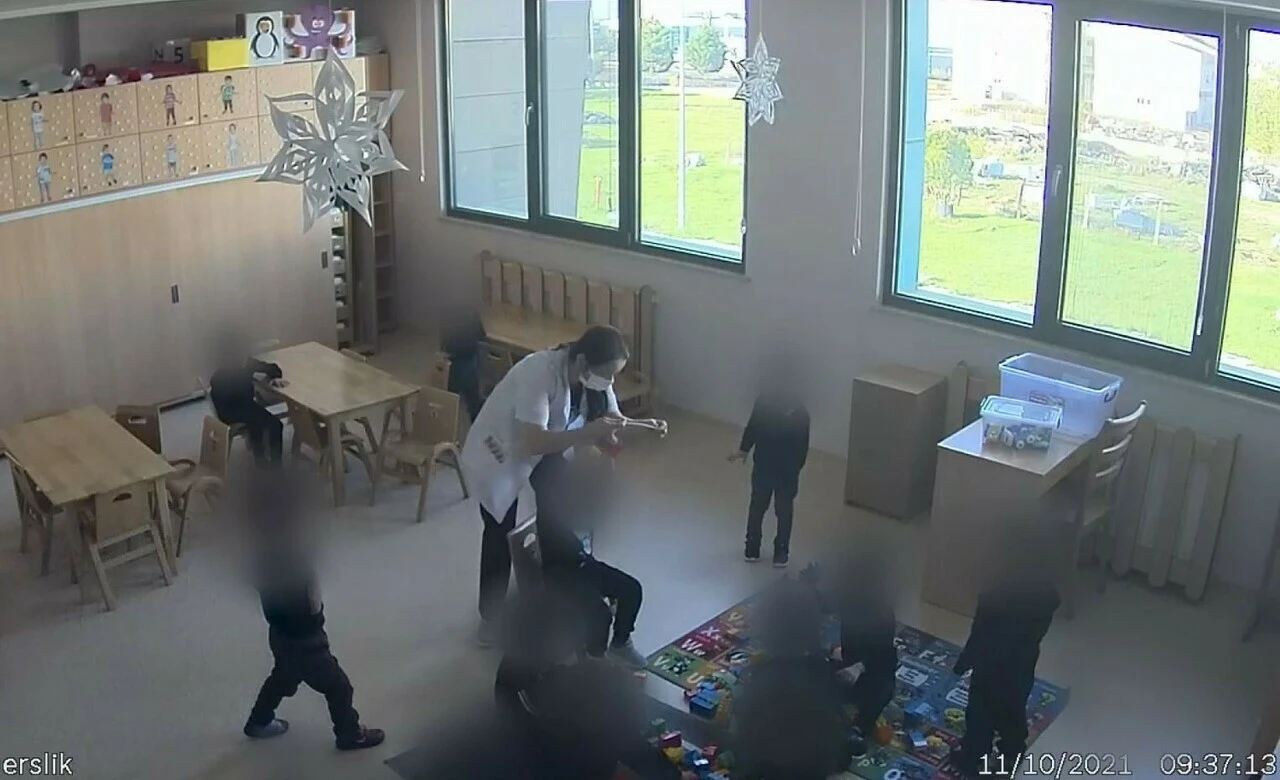 Kreş skandalı derinleşiyor: İşkenceler 1 sene önce tespit edilmiş... "Kaç kere bağladık bilmiyorum!"