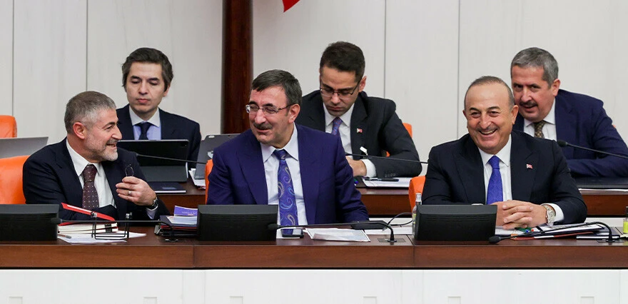 Çavuşoğlu'ndan Bakan Nebati'ye esprili gönderme: Bakanımızın gözlerinde ışıltı varsa talebimizi iletiyoruz