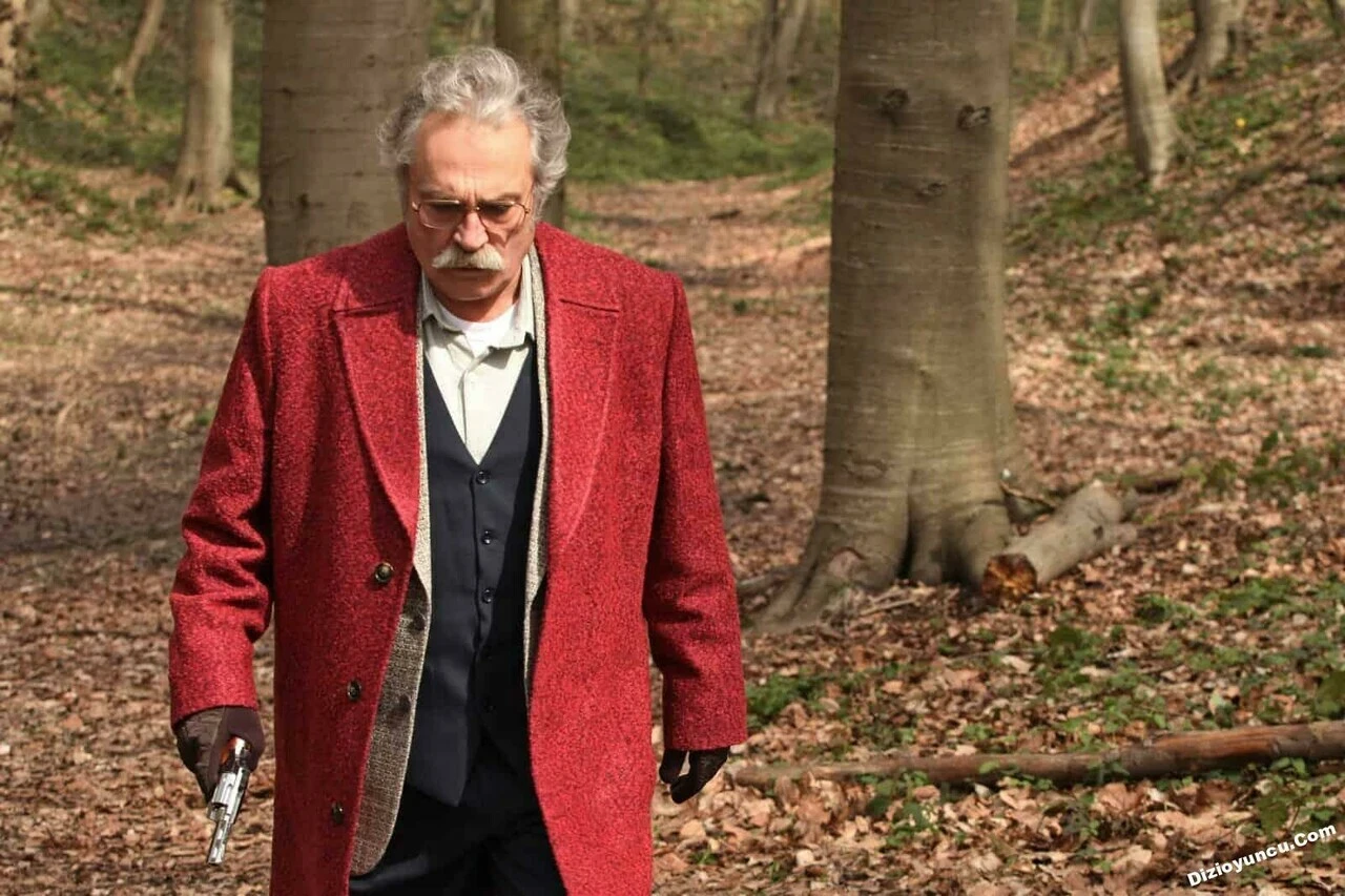 Haluk Bilginer'e Emmy Ödülü kazandıran dizinin yeni sezonu çekiliyor!