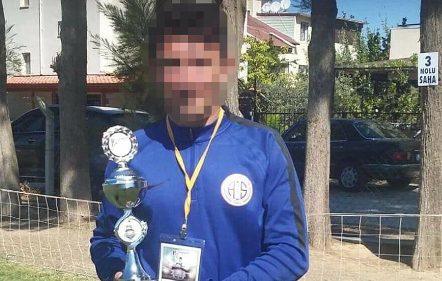 Öğrencisine cinsel içerikli mesaj atan antrenör tutuklandı