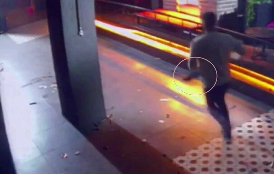 Sakarya’daki alkollü mekanda silahlı çatışma çıktı