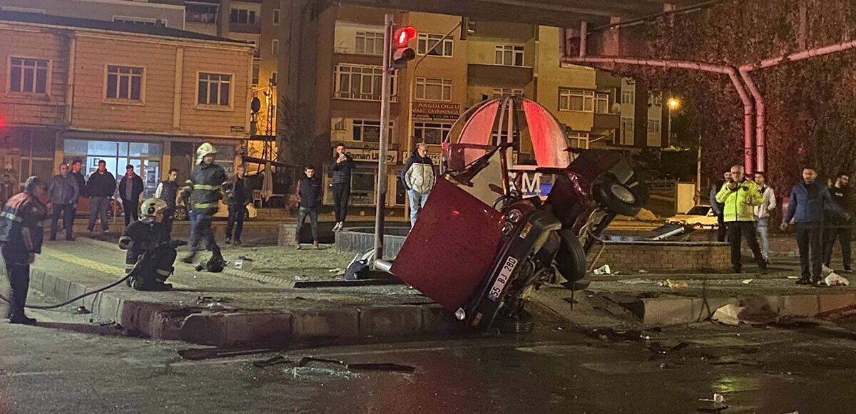Samsun'da feci kaza! Otomobil ile minibüs çarpıştı: 18 yaşındaki genç sürücüden acı haber