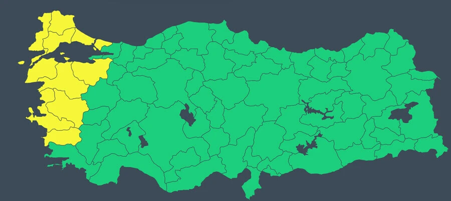Kar İstanbul'a dayandı, meteoroloji uyardı: Donacağız