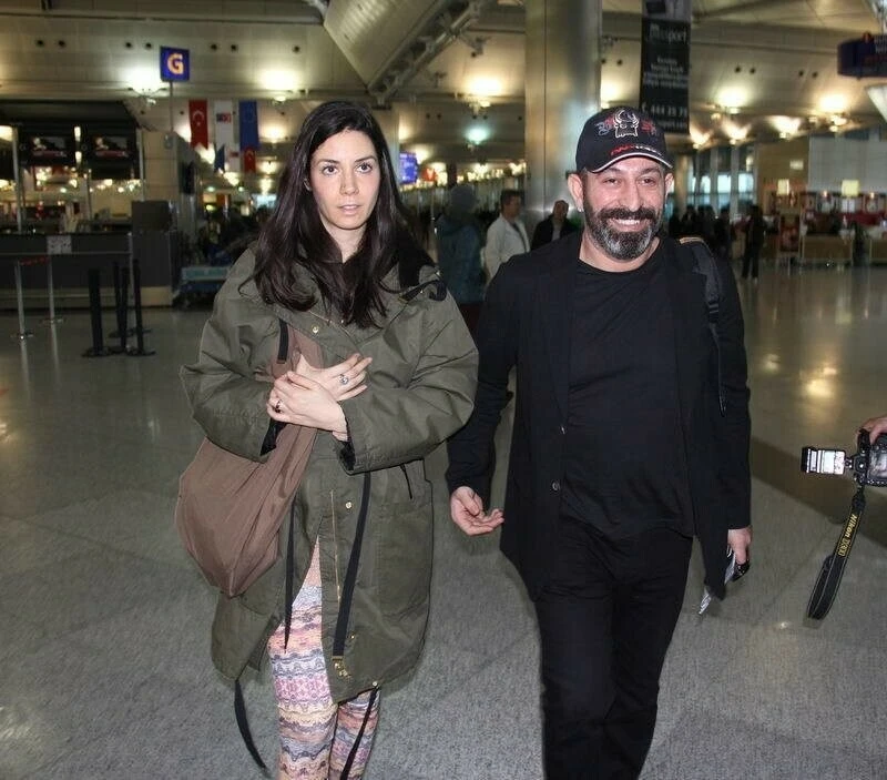 Eski eşler arasındaki nafaka krizi bitmiyor: Cem Yılmaz ödediği parayı fazla buldu, bu kez de Yargıtay’a koştu