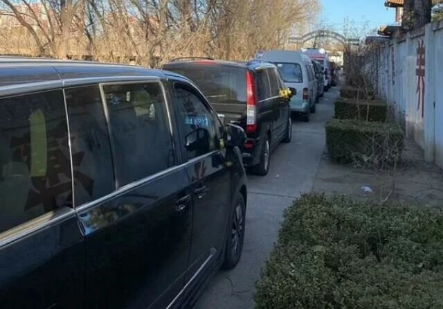 Naaşları tutacak yer kalmadı! Çin'de durum vahim: Korkunç görüntüler geliyor