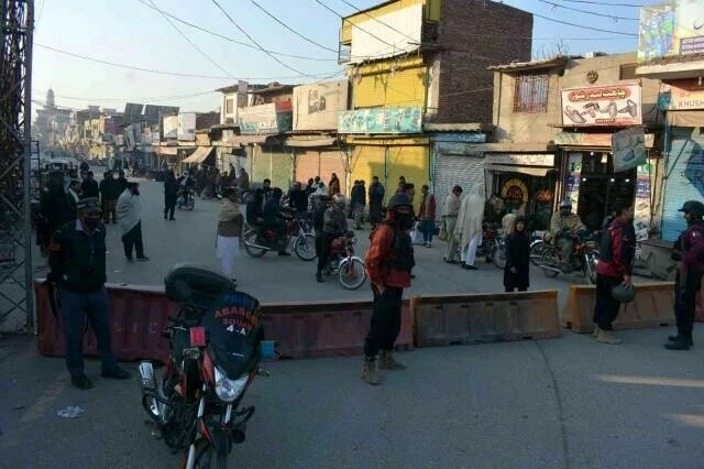 Pakistan'da 2 günlük rehine krizi: Çok sayıda ölü ve yaralı var