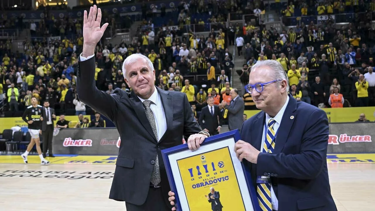 Fenerbahçe, Obradovic'e son topta kaybetti