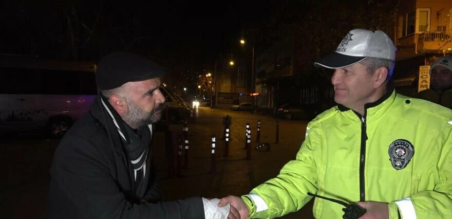 Alkollü sürücüye ceza yağdı, arkadaşı şarkı söyledi: Ben yedek sanatçıyım!