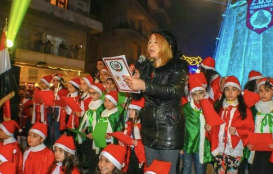 Suriye’de Noel kutlamaları başladı! Binlerce Suriyeli sokaklara indi