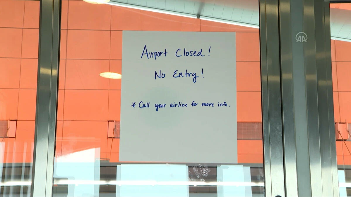 Bomba siklonu yüzünden savaş bölgesine dönüşen ABD'de yağmalamalar da başladı