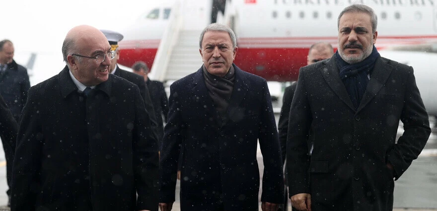 Son dakika! Bakan Akar'dan Suriye ile yürütülen görüşmelere ilişkin ilk mesaj: Görüşmeler devam edecek