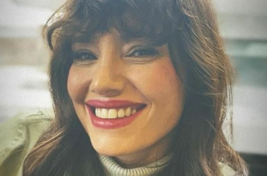 Yasak Elma Julia kimdir? Nehir Erdoğan kimdir, kaç yaşında, nereli, hangi dizilerde oynadı?