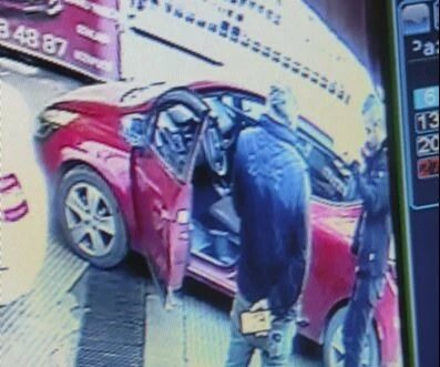 Kendini 'kadın doğum uzmanıyım' diye tanıttı: Akıllara zarar <a href=